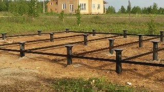 Установка и монтаж - винтовые сваи в Белореченске для свайного фундамента дома. Цена от 2118 руб - видео закручивание